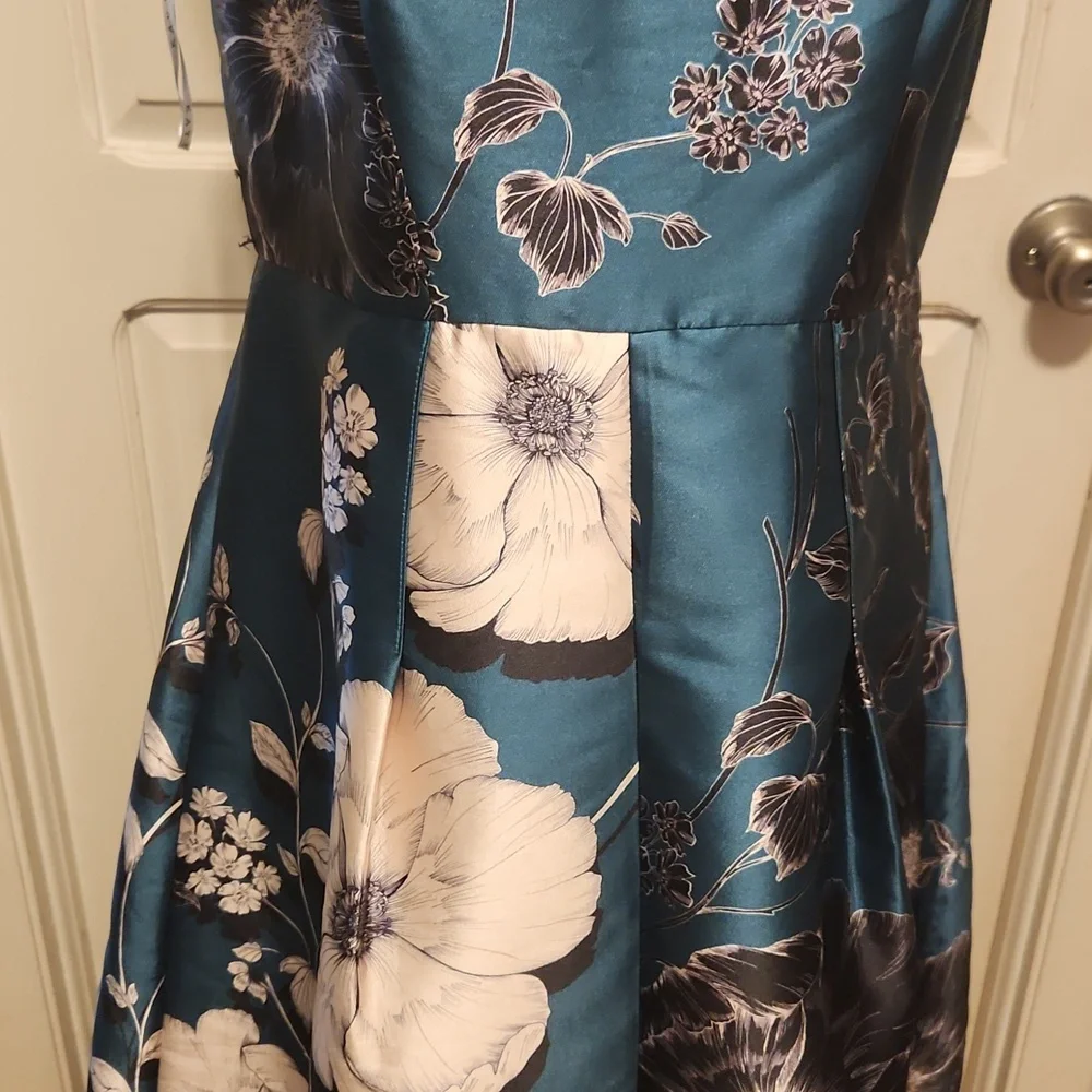 KAY UNGER DRESS SIZE 14 - Picture 6 of 7